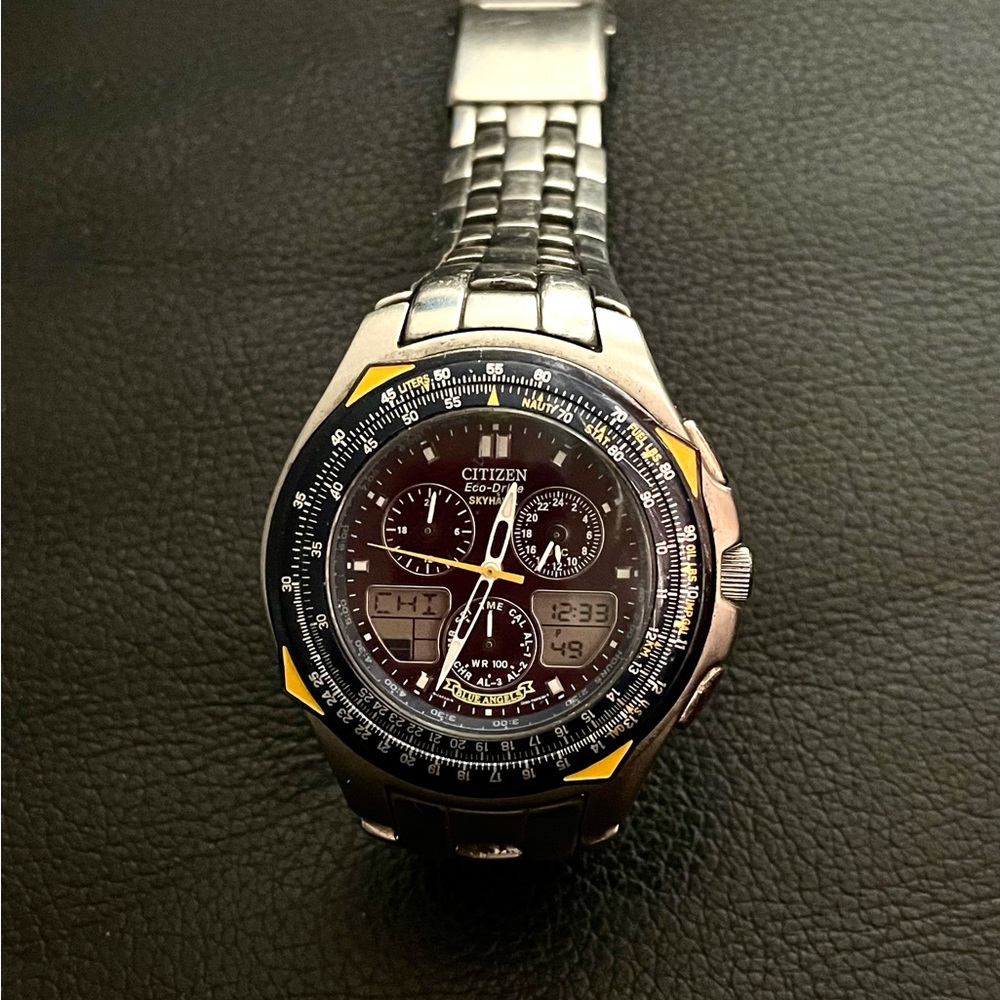 Citizen Eco-Drive Black and Silver Men's Watch